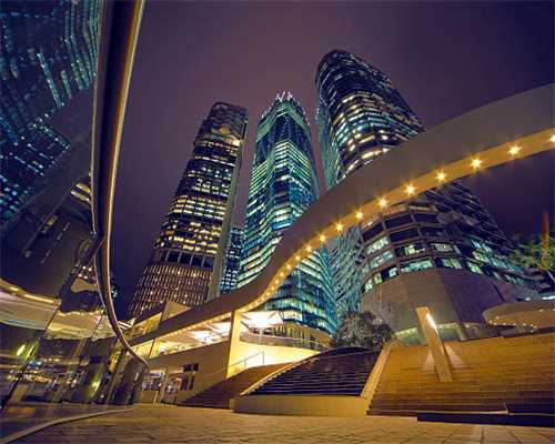 这个游戏一百多万字，玩的不是游戏，是看小说吧