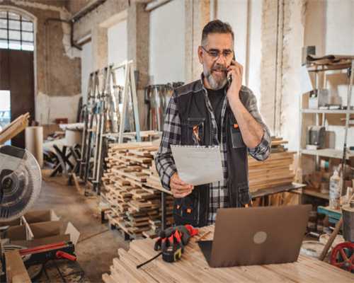 私人飞机包一年，还配专属管家？魔域手游2真是玩疯了！