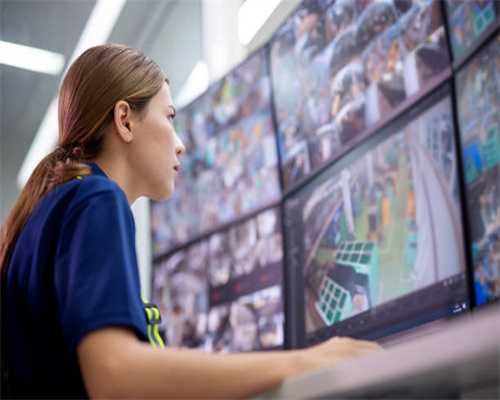 一款像素+赛博朋克风格的国产独立侦探解谜游戏