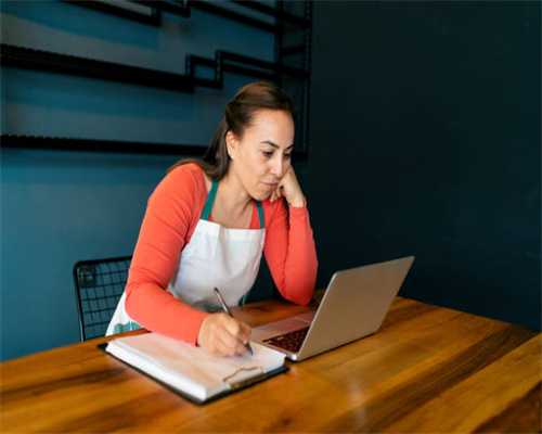 《哈利波特》手游被玩家怒喷“侮辱女性”，女性角色GC脸吐舌头