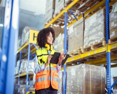 一款画面清新的Q版的策略战争手游